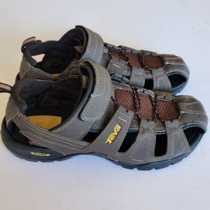 Teva Forebay hiking sandals, size 9 men's, brown and black.